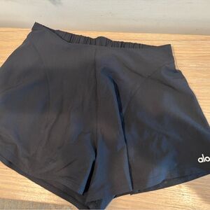 ALO Yoga Women's Tiebreaker Athletic Shorts